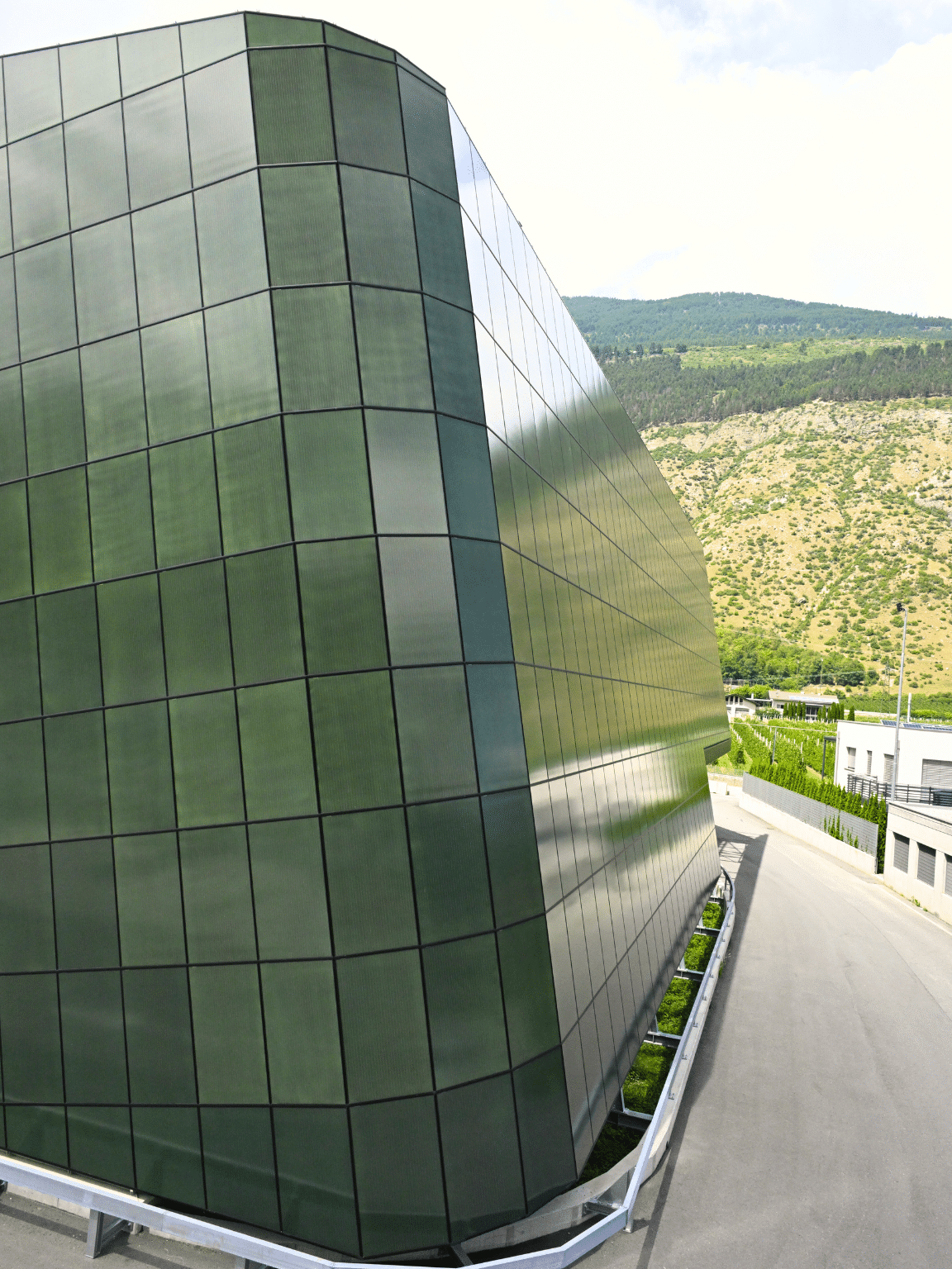 K2 Systems_WallPV-Sonderlösung_OG Alpe